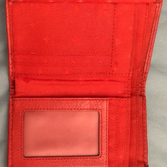 Vintage Fossil Wallet - Picture 5 of 8